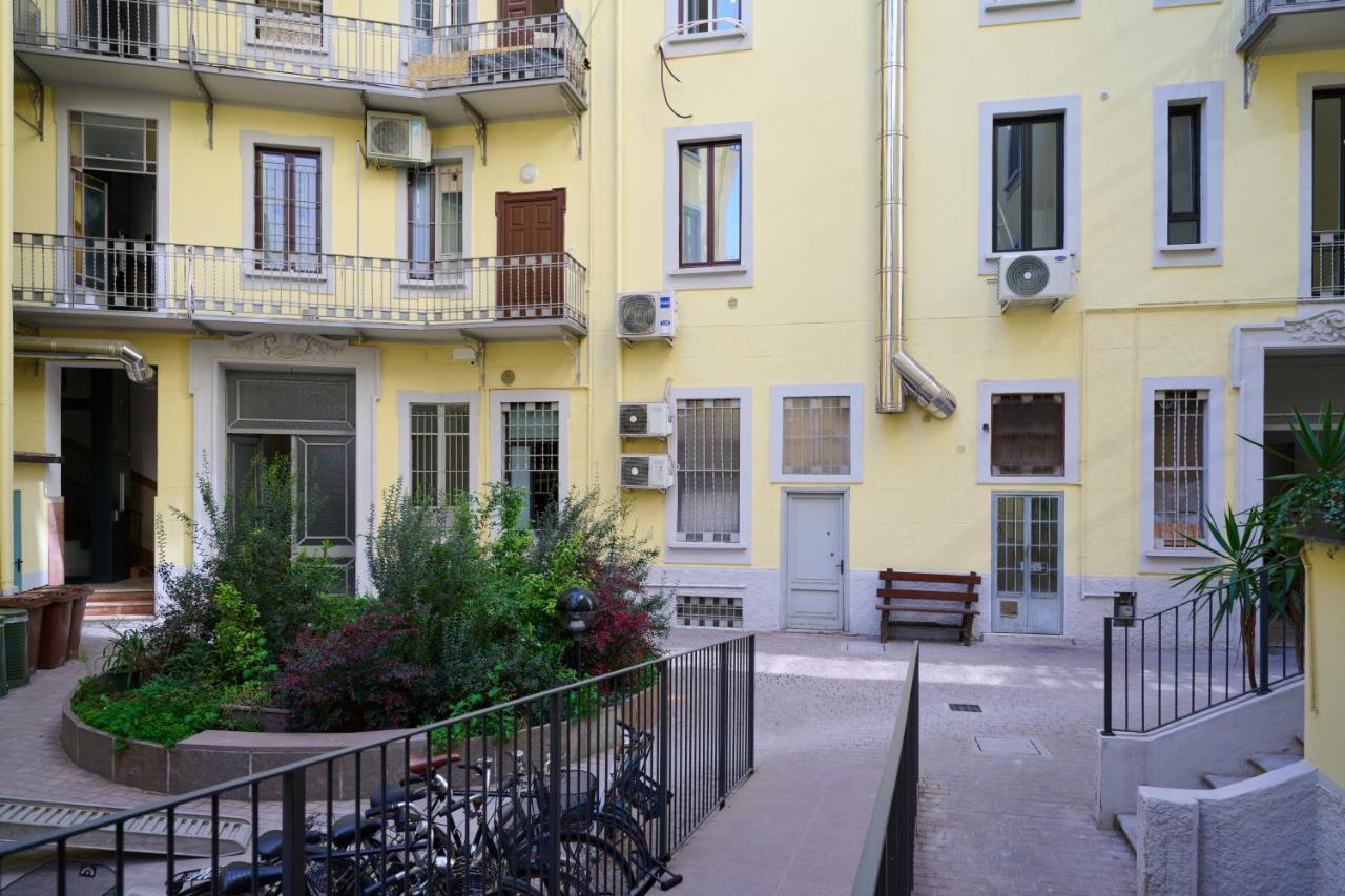 Ross Quadrell - Milano Lägenhet Exteriör bild